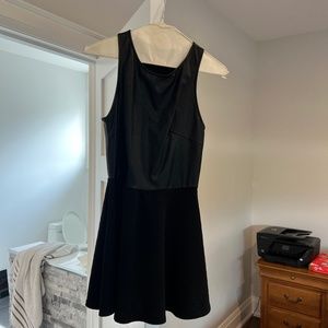 Body con mini dress
